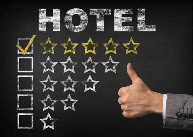 Ile gwiazdek ma hotel Gołębiewski? Sprawdź, co naprawdę oznaczają gwiazdki